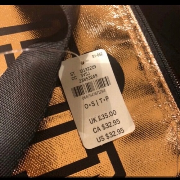 Pink Victoria Secret cooler lunch bad with koozie - Picture 5 of 5